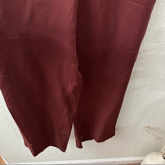 Aritzia Wilfred Wide Leg Silky Pants size 6 - Picture 4 of 10